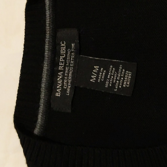 Banana Republic Blue Merino Long Sleeve Sweater - Picture 4 of 8